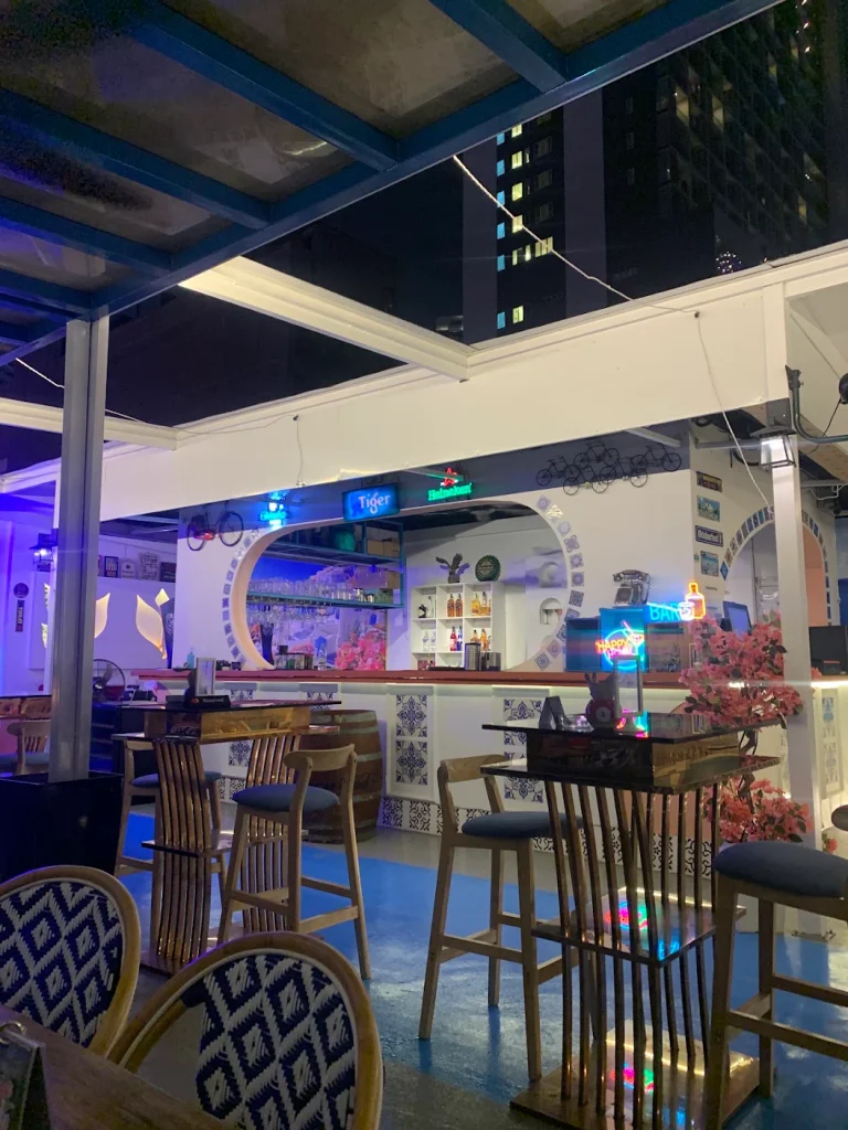 santorini rooftop bar